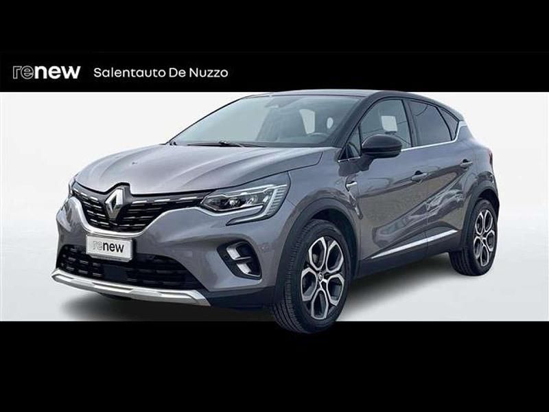 Usata Renault Captur Techno 140 CV (102 kW) 2022 Grigio scuro SUV