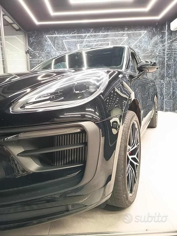 Usata Porsche Macan 381 CV (280 kW) 2023 Nero SUV