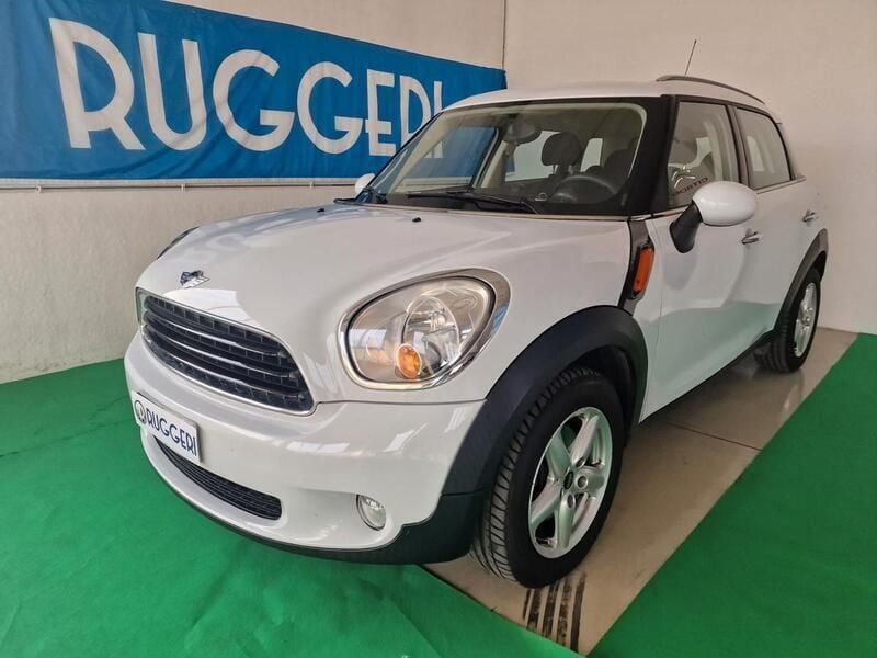 Bianco Usata 2012 Mini Cooper D Countryman SUV | 12.000 € (Molto cara) - Immagine 1/4