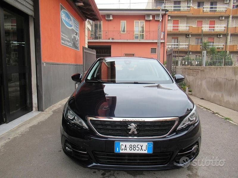 Usata Peugeot 308 Business-Line 131 CV (96 kW) 2020 Blu Berlina