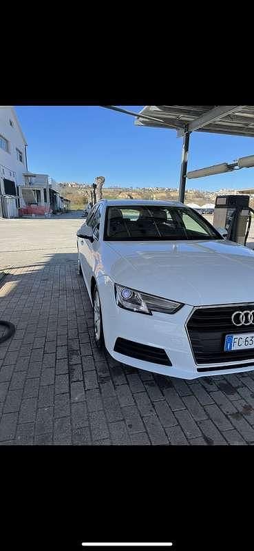 Usata Audi A4 Business 150 CV (110 kW) 2016 Station wagon