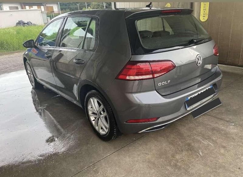Usata VW Golf VII Business 110 CV (80 kW) 2018 Grigio Berlina