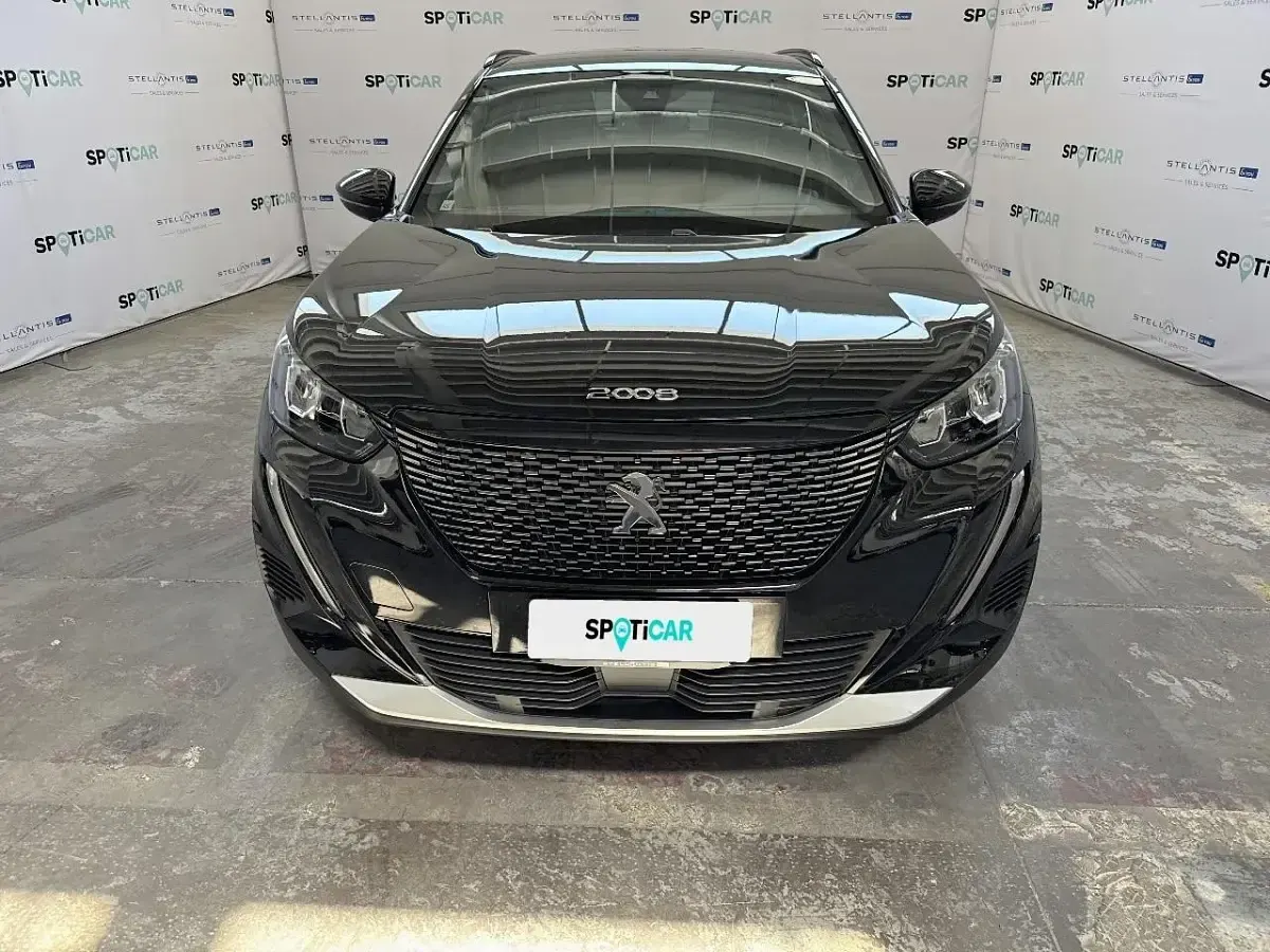 Usata Peugeot 2008 Allure 131 CV (96 kW) 2023 Nero SUV