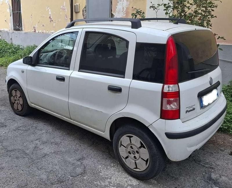 Usata Fiat Panda Dynamic 70 CV (51 kW) 2006 Bianco Utilitaria