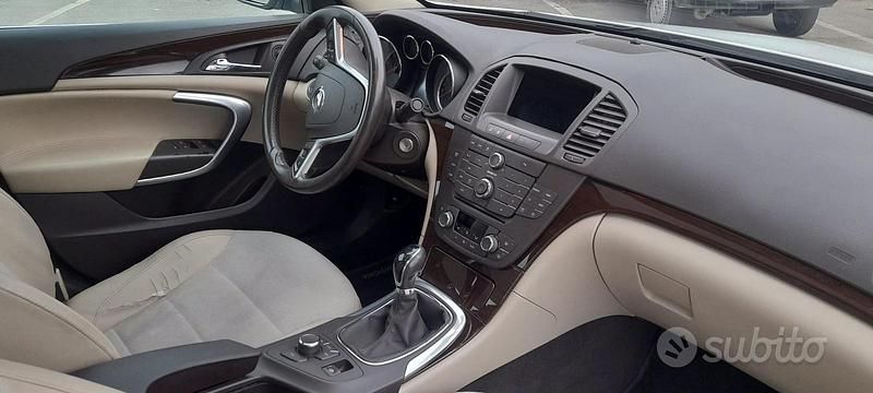 Usata Opel Insignia 163 CV (119 kW) 2011 Bianco Berlina