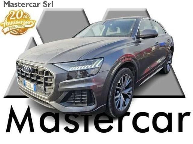 Usata Audi Q8 Sport 285 CV (209 kW) 2021 Argento SUV
