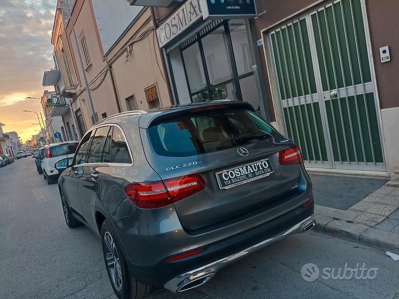 Usata Mercedes GLC220 Executive 169 CV (124 kW) 2015 Grigio SUV