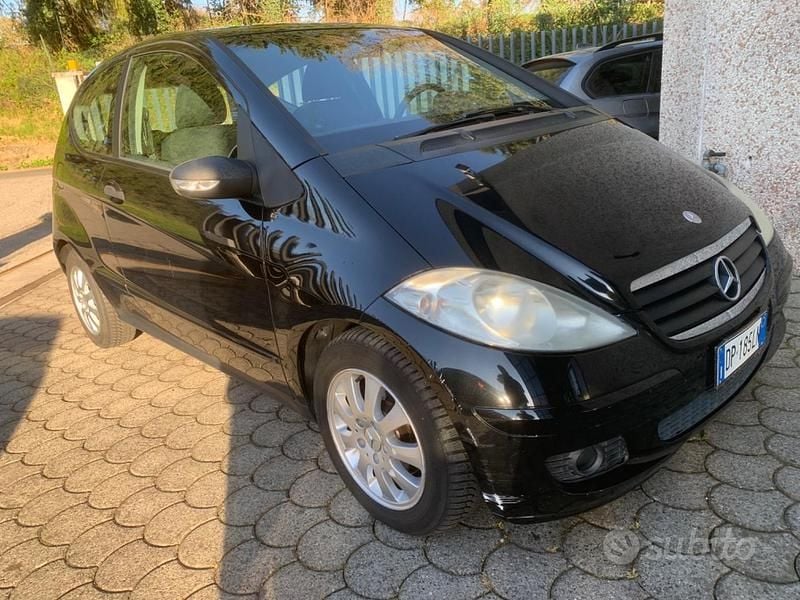 Usata Mercedes A180 Avantgarde 108 CV (79 kW) 2005 Nero Coupé