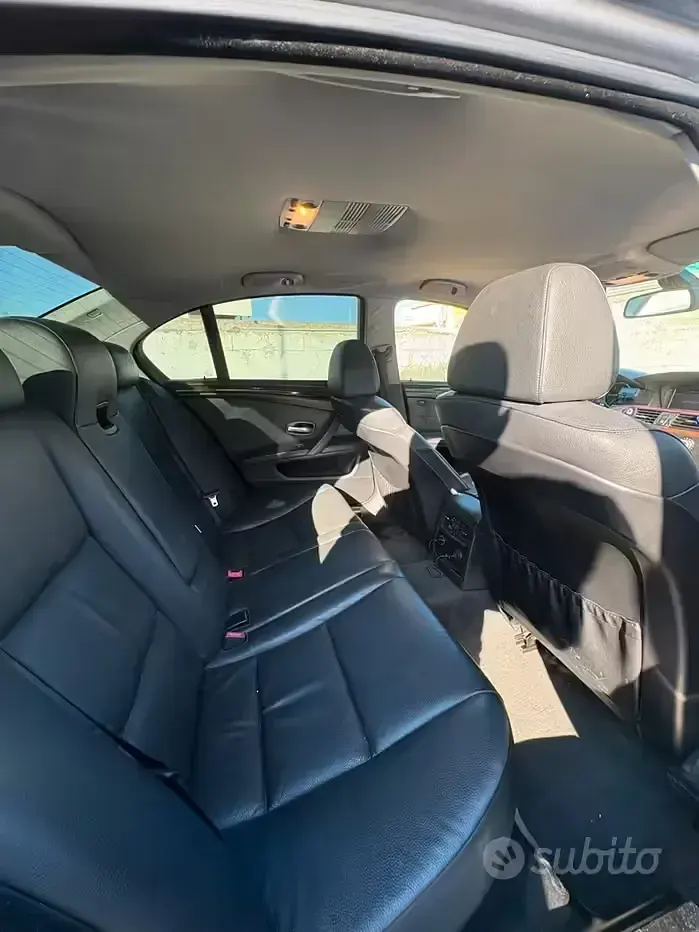 Usata BMW 520 177 CV (130 kW) 2007 Grigio Berlina