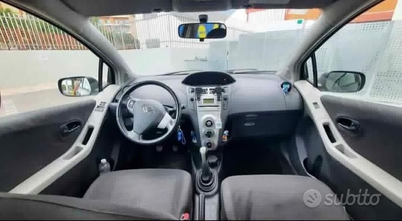 Usata Toyota Yaris 2006 Berlina