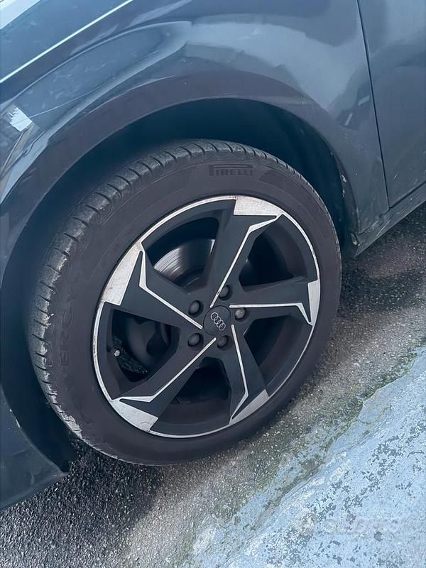 Gebraucht Audi A3 116 PS (85 kW) 2019 Schwarz Limousine