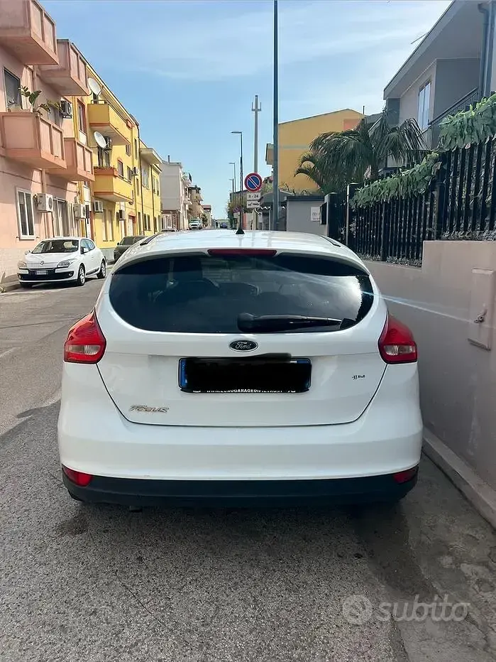 Usata Ford Focus 120 CV (88 kW) 2016 Berlina