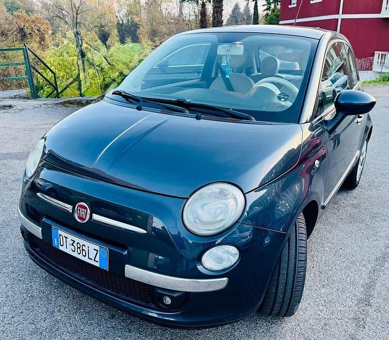 Nero Usata 2009 Fiat 500 Tre volumi | 4000 € (Ottimo prezzo) - Immagine 1/4