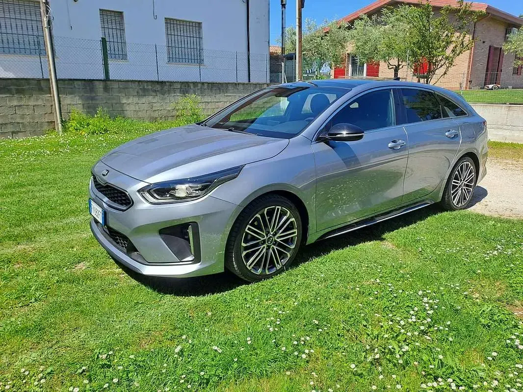 Usata Kia ProCeed GT-Line 136 CV (100 kW) 2020 Grigio Station wagon