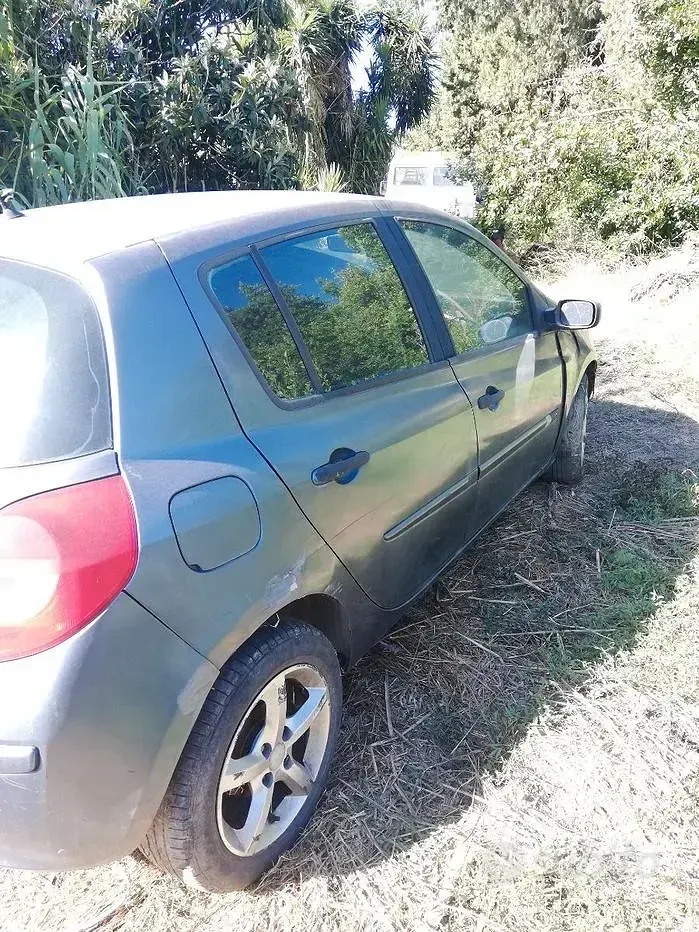 Usata Renault Clio III 85 CV (62 kW) 2008 Utilitaria