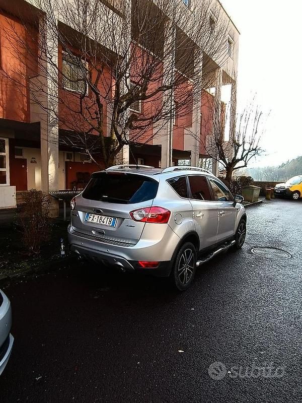 Usata Ford Kuga 163 CV (119 kW) 2011 SUV