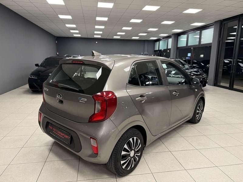 Usata Kia Picanto X-Line 65 CV (47 kW) 2021 Grigio Utilitaria