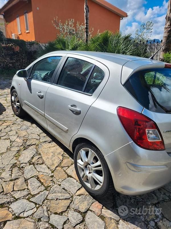 Usata Opel Corsa 2006 Utilitaria