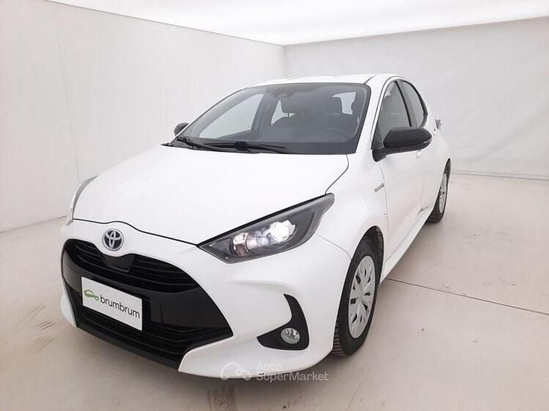 Usata Toyota Yaris 116 CV (85 kW) 2021 Bianco Utilitaria