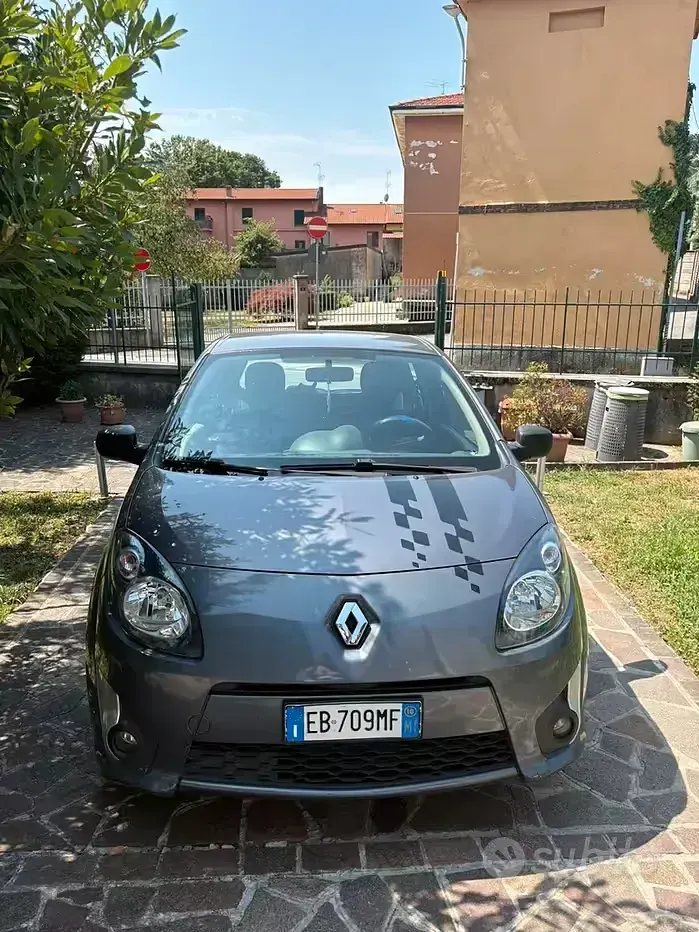 Usata Renault Twingo 76 CV (55 kW) 2010 Bluazzurro Utilitaria