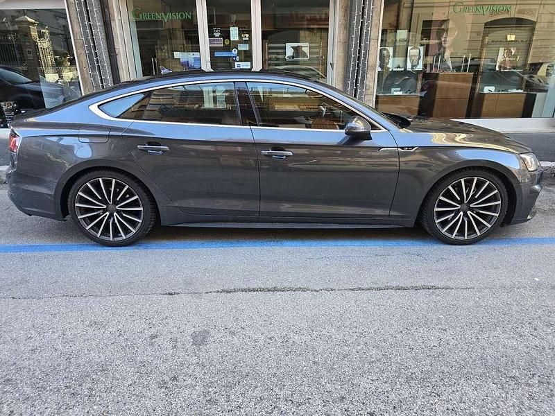 Usata Audi A5 Sportback Sport 190 CV (139 kW) 2019 Utilitaria