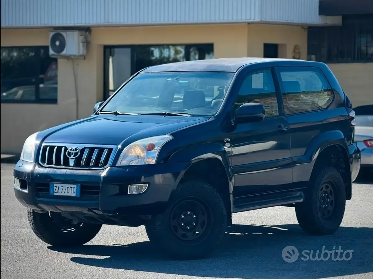 Usata Toyota Land Cruiser Sol 166 CV (122 kW) 2005 Blu SUV