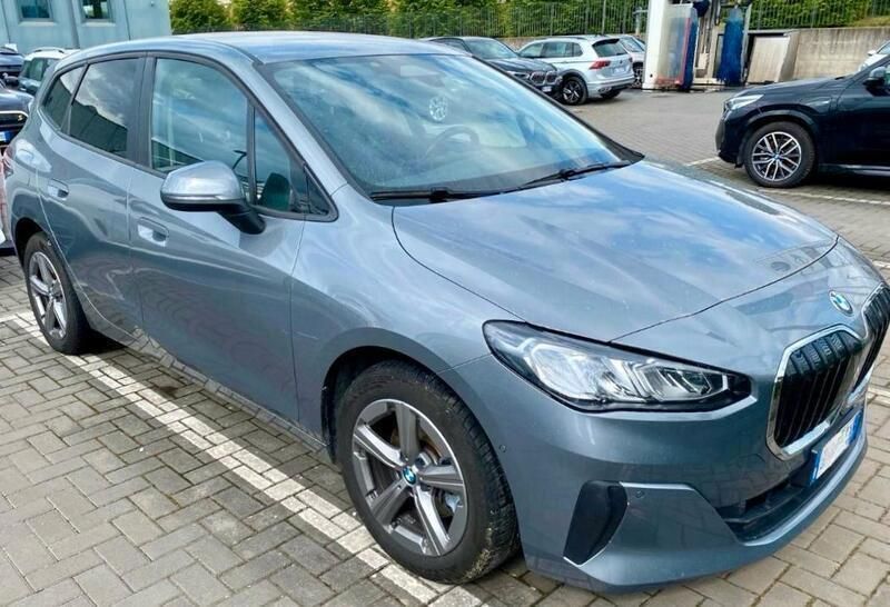 Grigio Usata 2022 BMW 218 Active Tourer M Sport Monovolume | 26.999 € (Molto cara) - Immagine 1/4