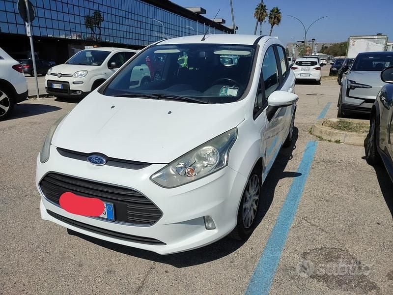 Bianco Usata 2015 Ford B-MAX Monovolume | 5200 € (Ottimo prezzo) - Immagine 1/4