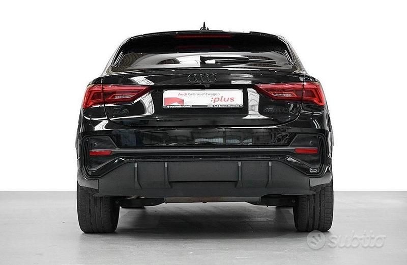 Usata Audi Q3 Sportback Ambiente 244 CV (179 kW) 2022 Nero SUV
