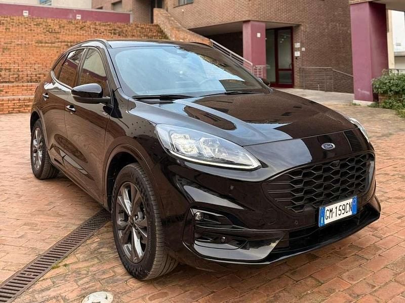 Usata Ford Kuga ST-Line X 152 CV (111 kW) 2023 Agate black met. SUV