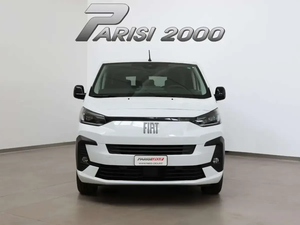 Usata Fiat E-Ulysse 130 kW (177 CV) 2025 Bianco Monovolume