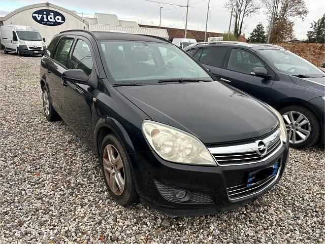 Usata Opel Astra 110 CV (80 kW) 2009 Nero Station wagon