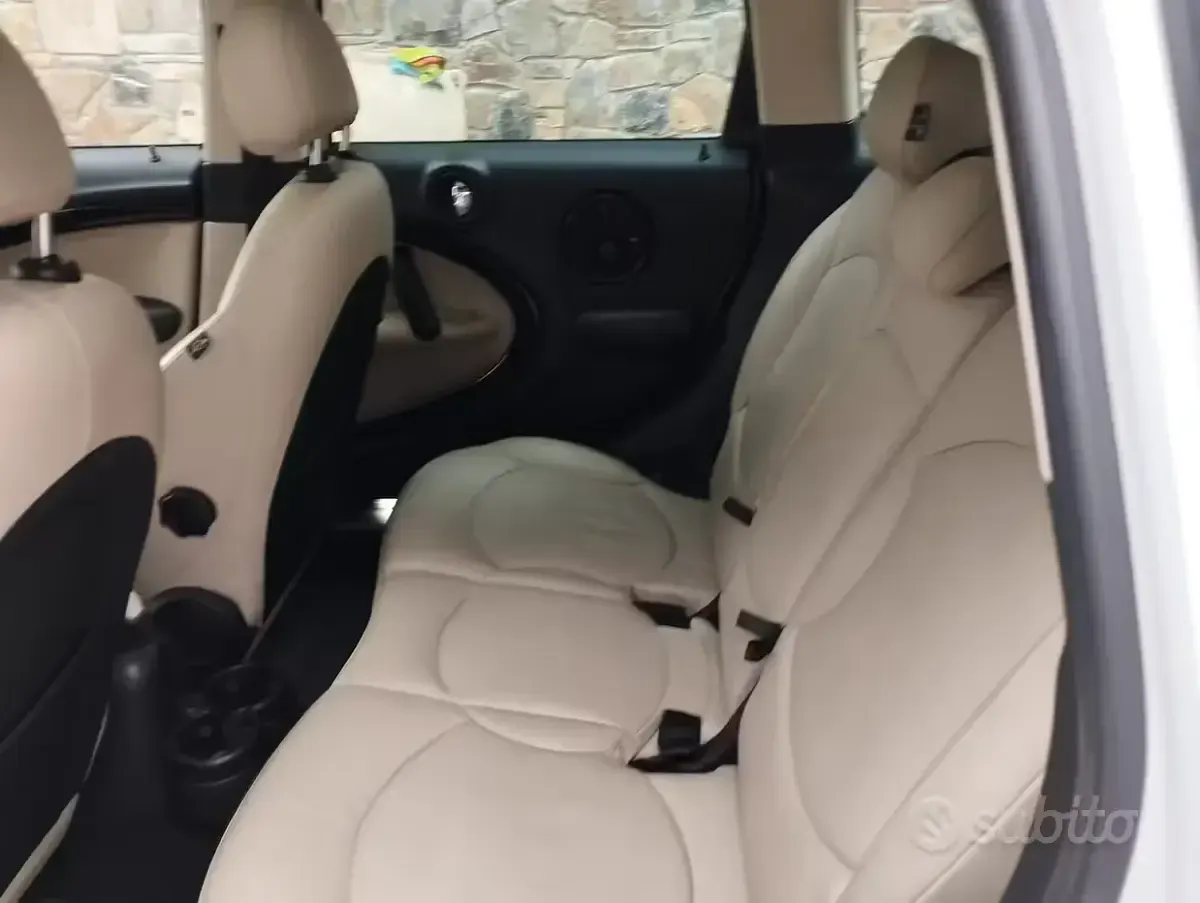 Usata Mini Cooper 143 CV (105 kW) 2013 Bianco Utilitaria