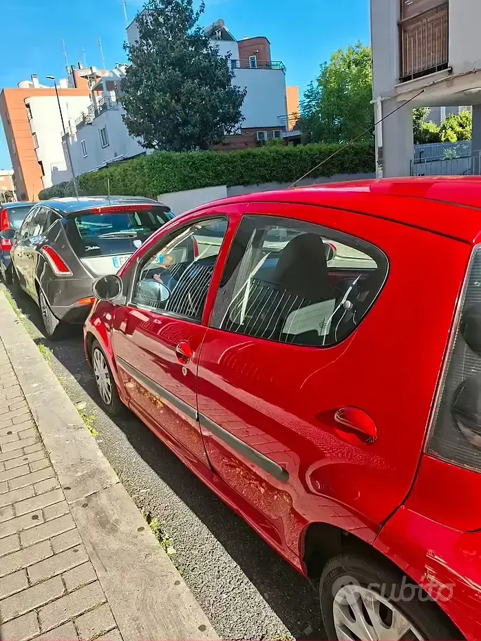 Usata Citroën C1 54 CV (39 kW) 2008 Rosso Utilitaria