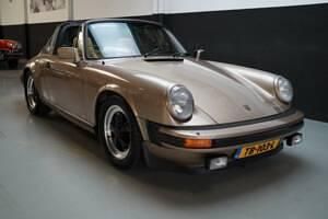 Usata Porsche 911SC 204 CV (150 kW) 1982 Oro Cabrio