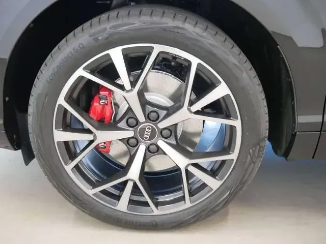 Nuova Audi Q3 Sportback S-Line 193 CV (141 kW) 2026 Nero metallizzato SUV