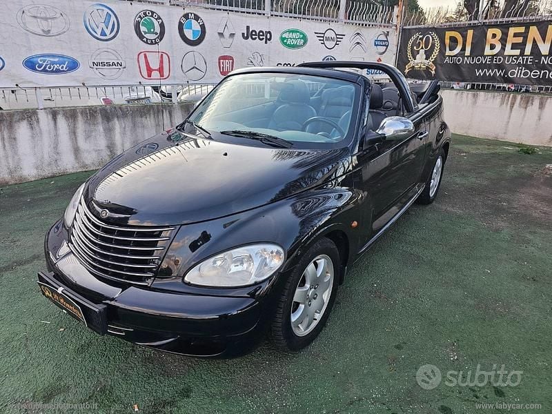 Usata Chrysler PT Cruiser Limited 142 CV (104 kW) 2004 Nero Cabrio