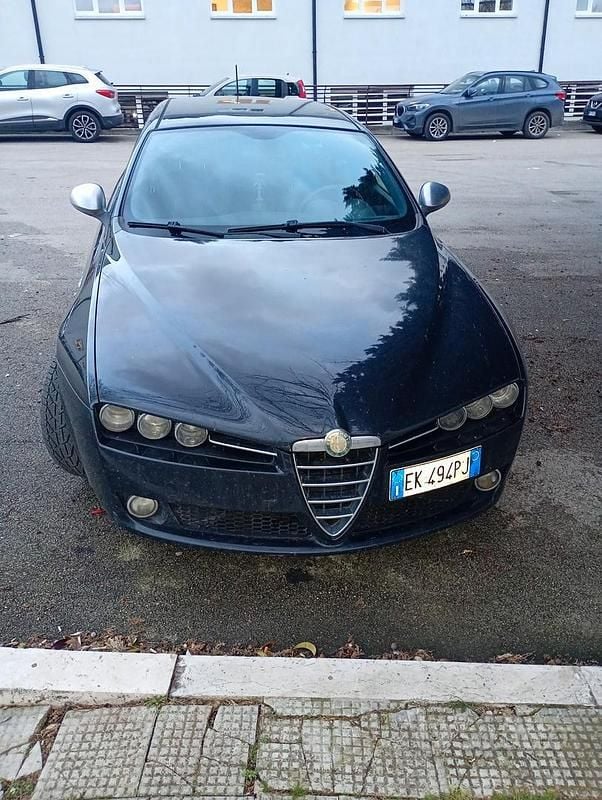 Usata Alfa Romeo 159 136 CV (100 kW) 2011 Nero Station wagon
