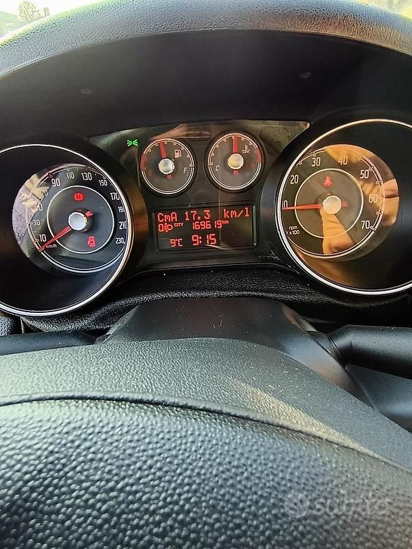 Usata Fiat Punto 2015 Bianco Utilitaria