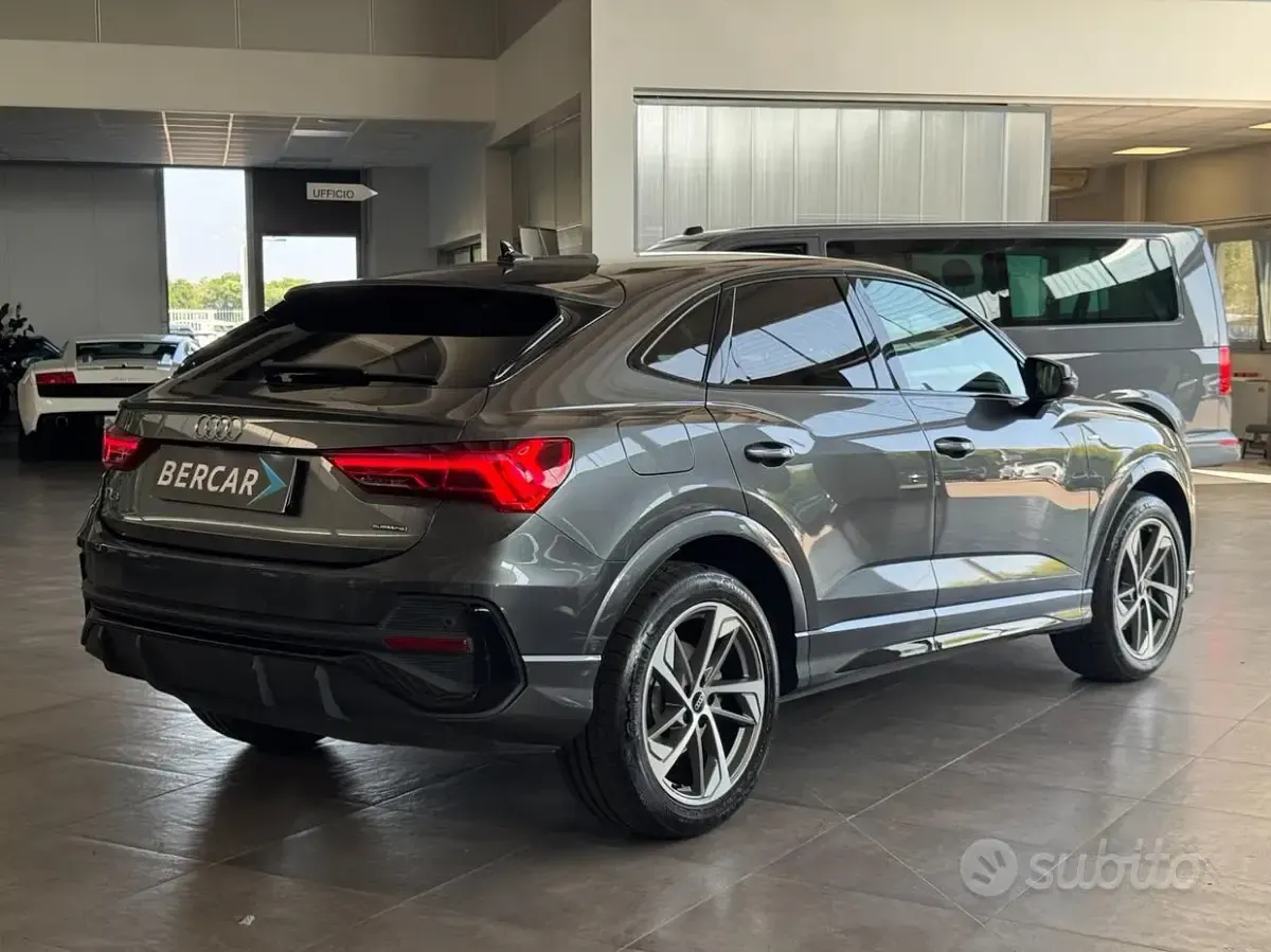 Usata Audi Q3 Sportback S-Line 245 CV (180 kW) 2022 Grigio SUV