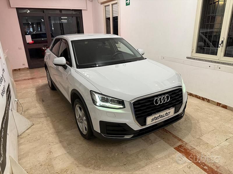 Usata Audi Q2 Business 116 CV (85 kW) 2020 Bianco SUV