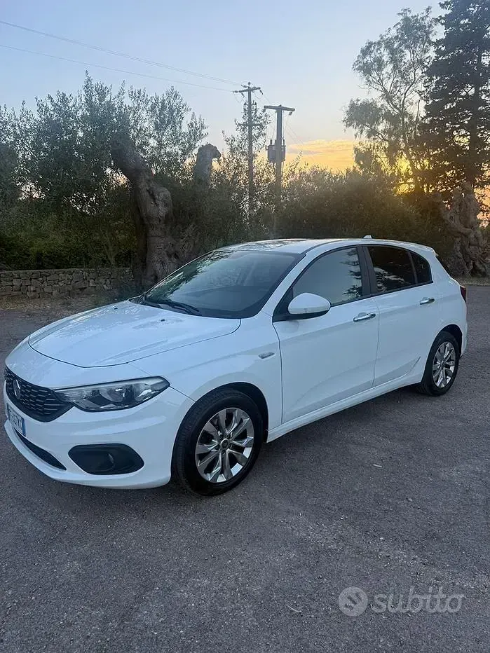 Usata Fiat Tipo 95 CV (69 kW) 2016 Bianco Berlina
