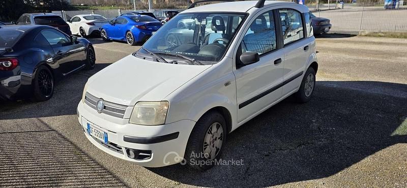 Usata Fiat Panda Dynamic 60 CV (44 kW) 2006 Bianco Utilitaria
