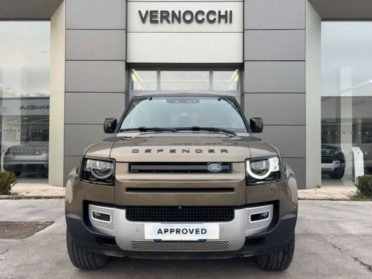 Usata Land Rover Defender S 200 CV (147 kW) 2021 Bronzo SUV