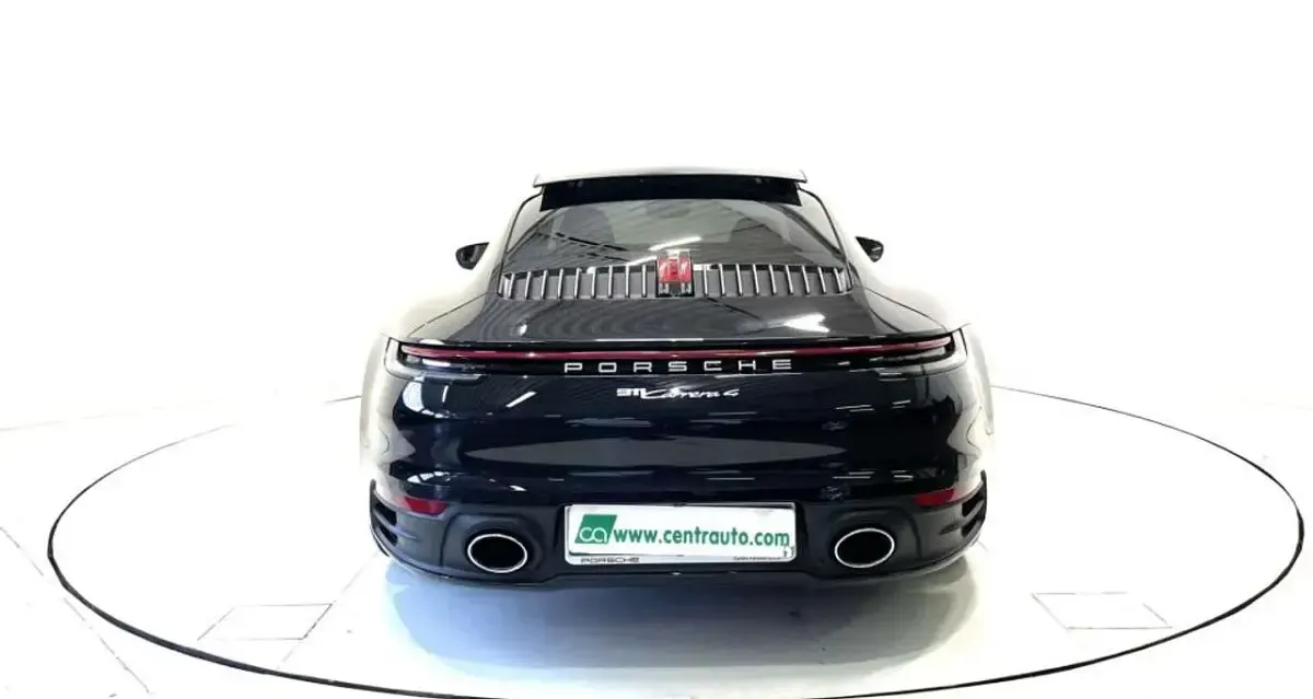 Usata Porsche 911 Carrera 4 385 CV (283 kW) 2023 Nero Coupé
