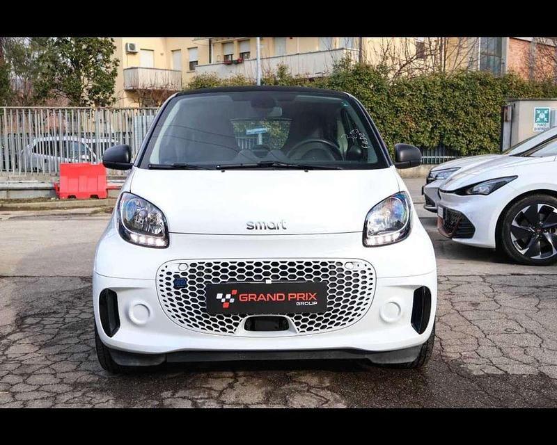 Usata Smart ForTwo Coupé Passion 41 kW (56 CV) 2021 Bianco Utilitaria