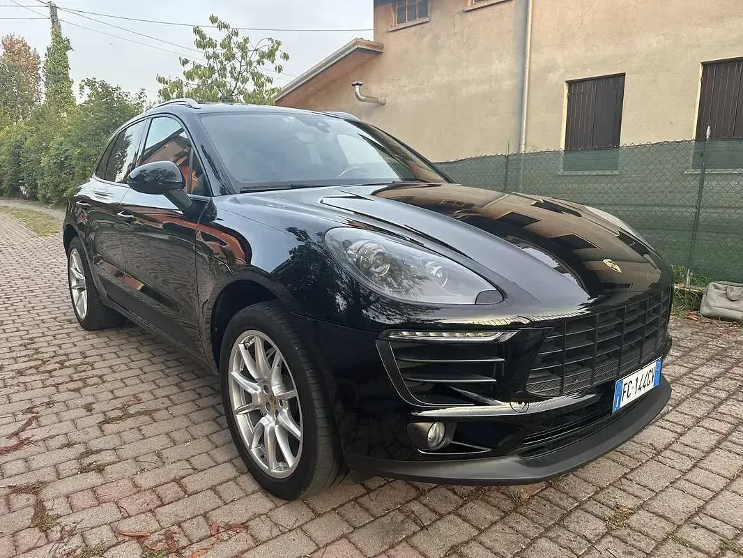 Usata Porsche Macan 250 CV (183 kW) 2016 Nero SUV