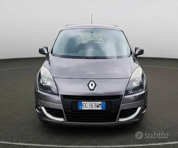 Usata Renault Scenic E-Tech 110 CV (80 kW) 2011 Grigio Monovolume