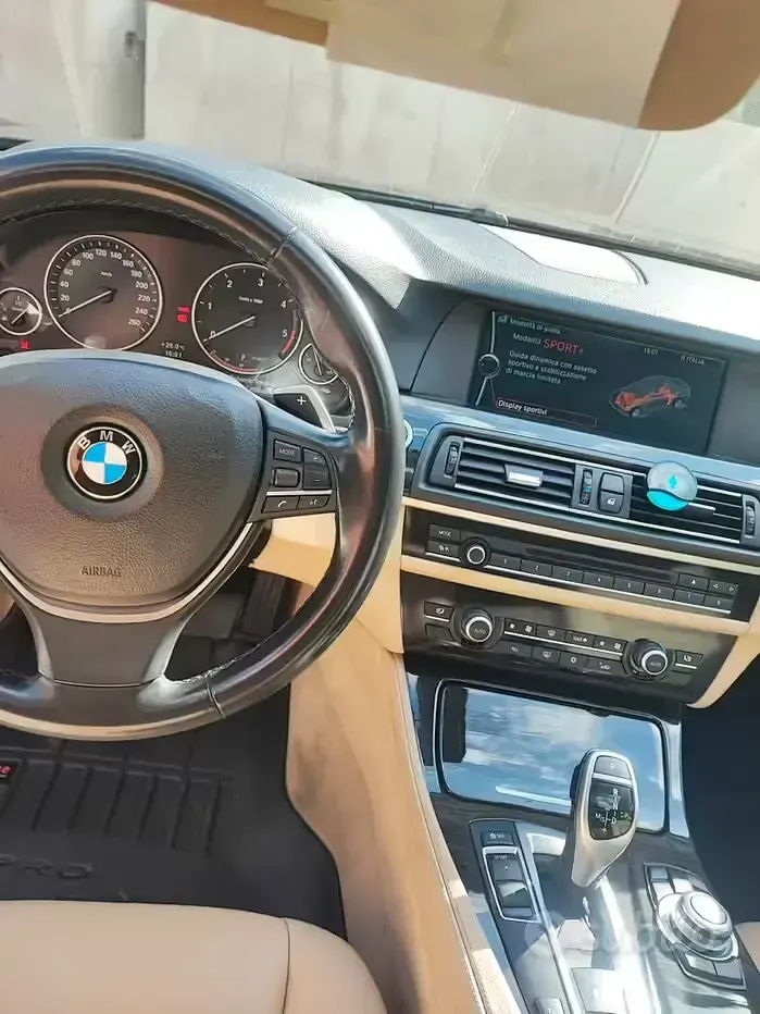 Usata BMW 530 245 CV (180 kW) 2010 Bluazzurro Berlina