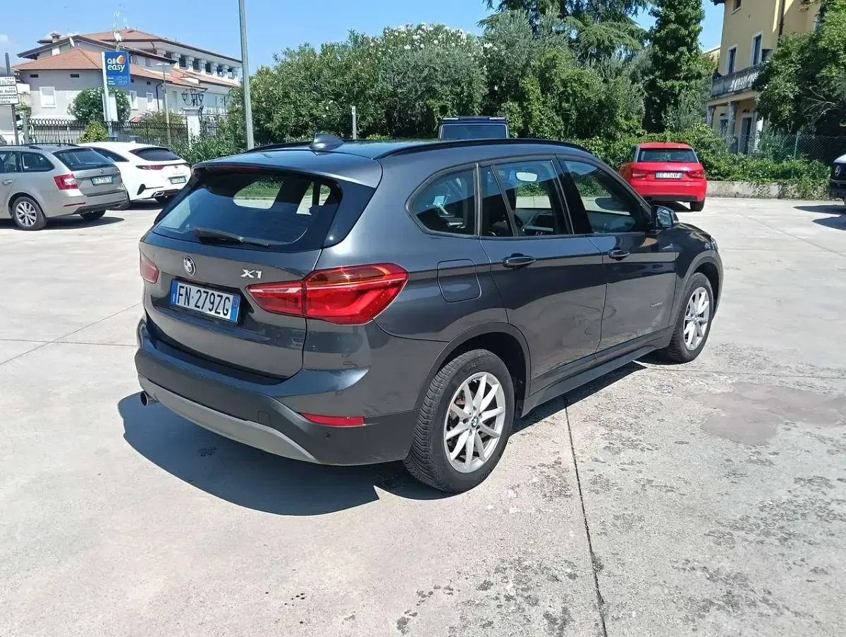 Usata BMW X1 xLine 150 CV (110 kW) 2018 Grigio scuro met. SUV